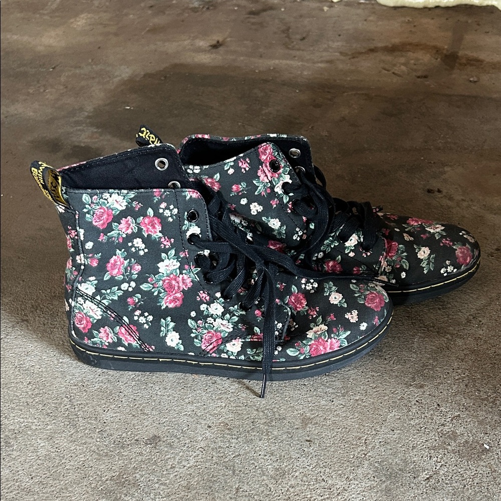 Dr. Martens Black Floral Lace-Up Boots